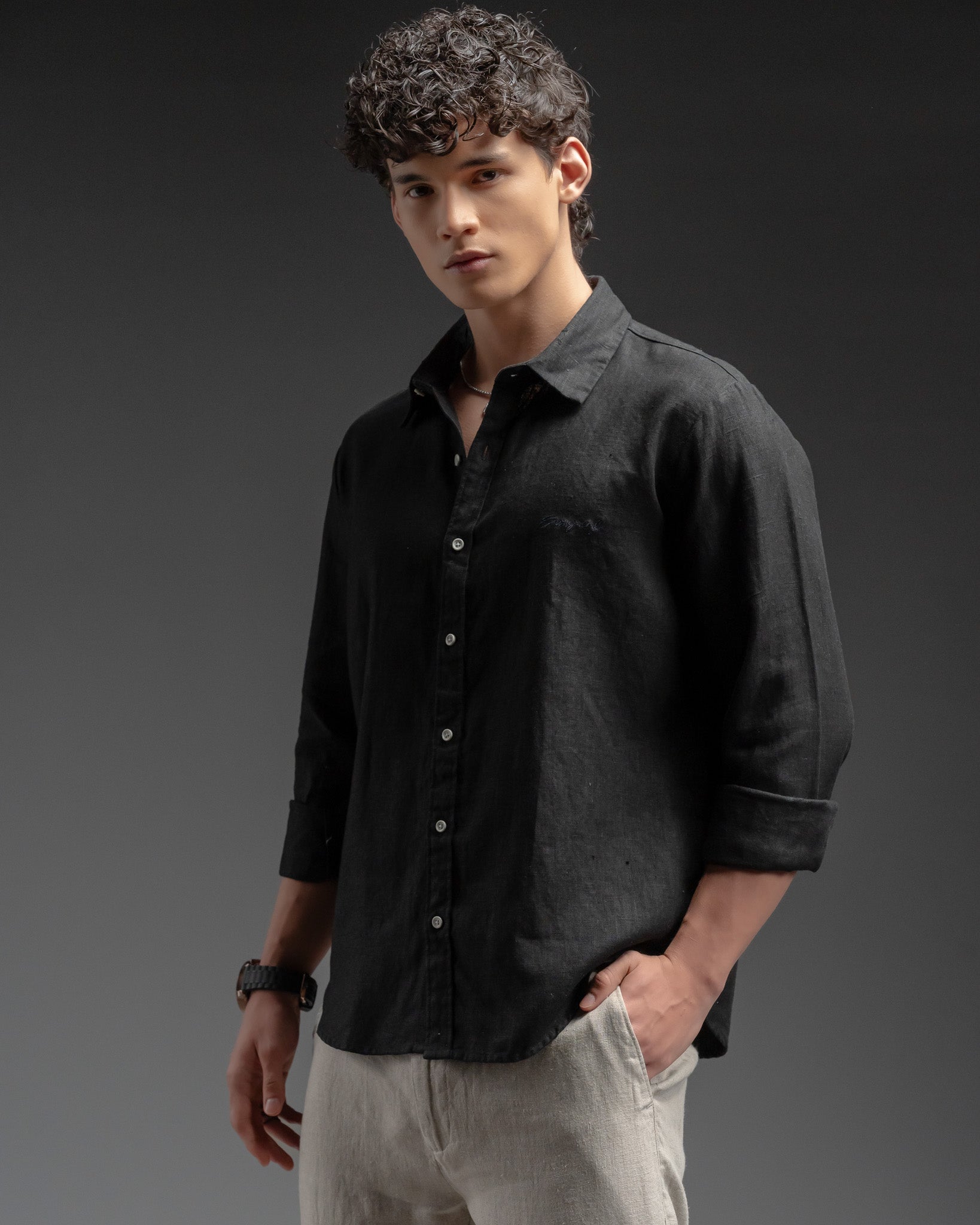 Snowpard Lucca Linen Shirt Black — side view, breathable linen casual shirt