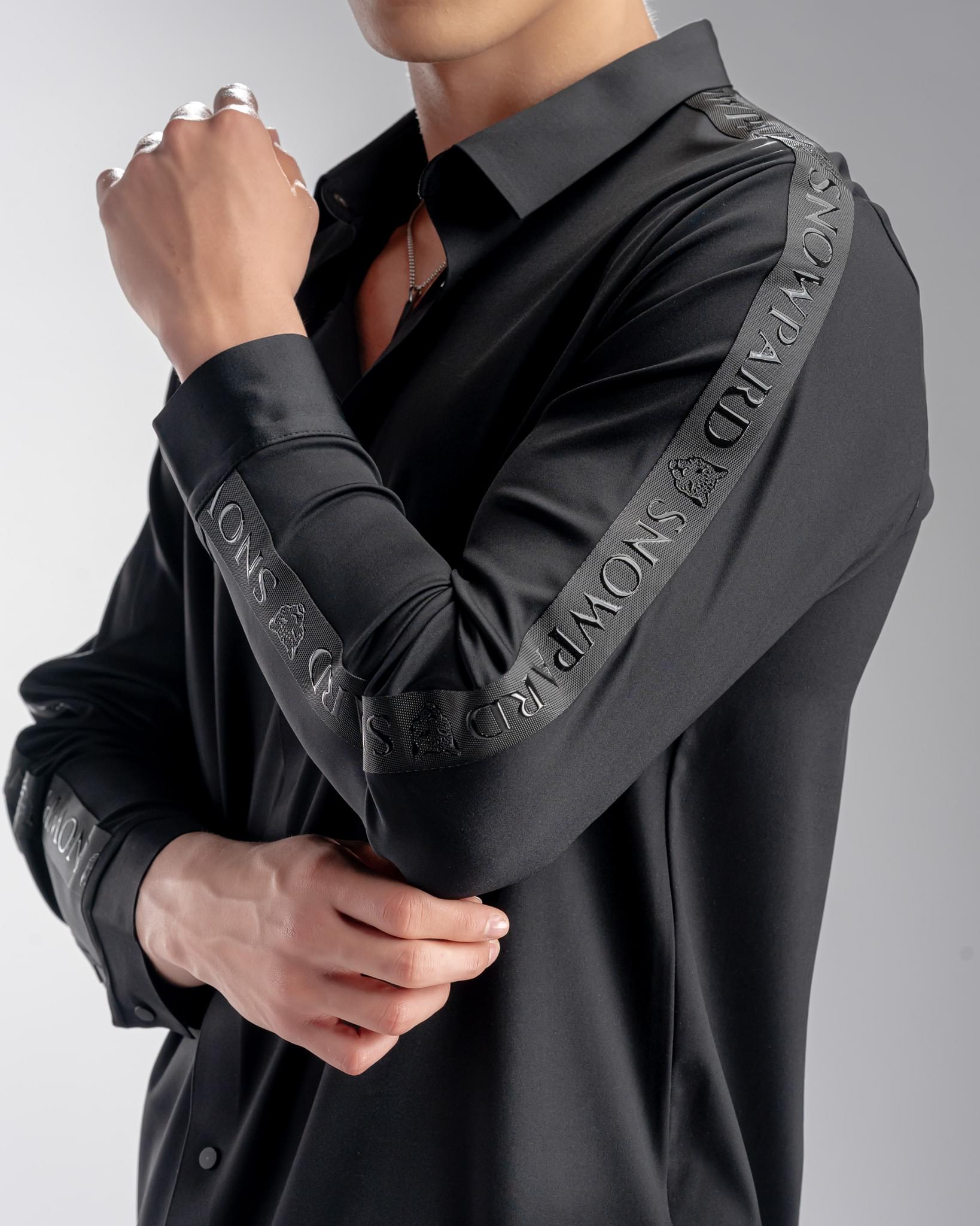 Snowpard Tacta Bonded Shirt Black — detail view, tape detail bonded shirt
