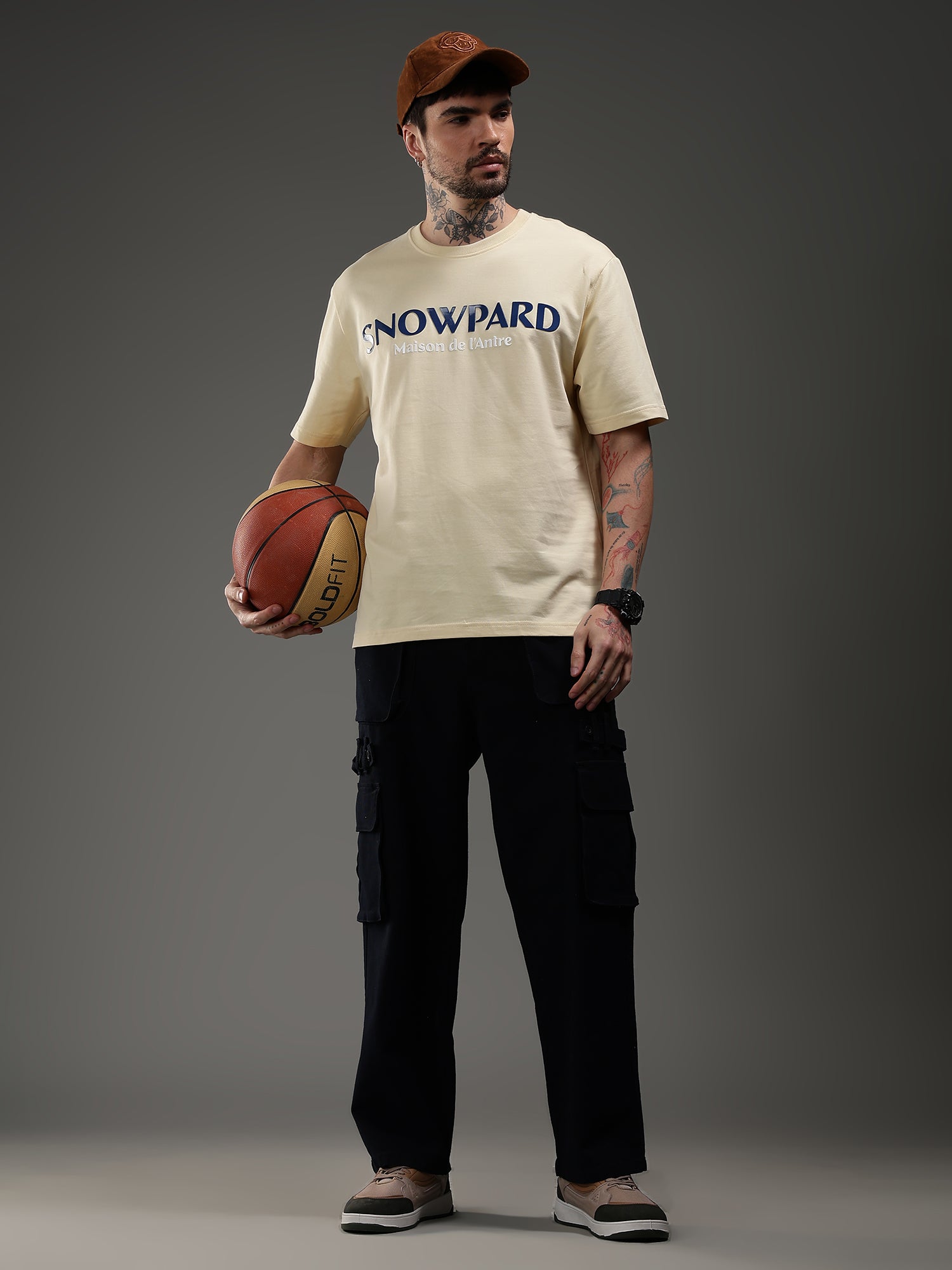 Maison de l’Antre Classic T-Shirt