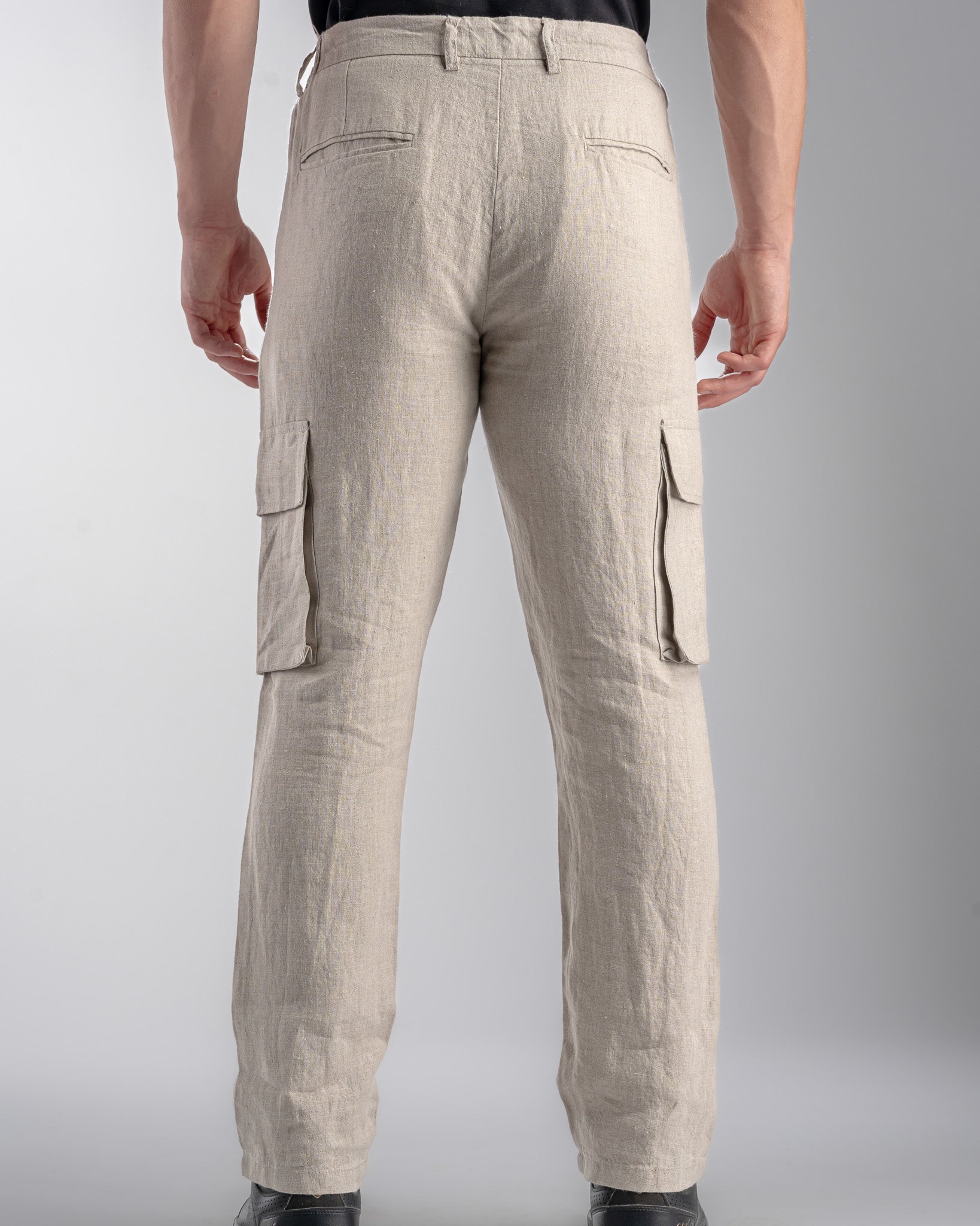 Snowpard Lida Linen Cargo — Sand, pocket and cargo detail